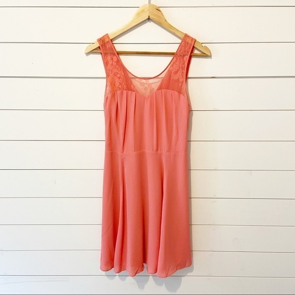 Express | Pink lace mini dress size 8 - Picture 1 of 15